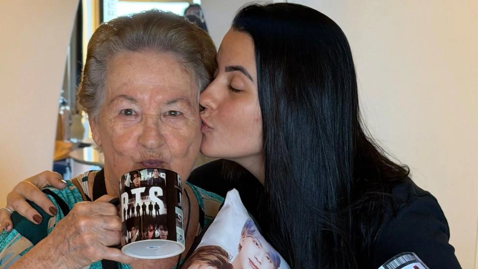 As fãs de BTS que conheceram o grupo depois dos 60 anos: 'Morri de vergonha, mas fui'