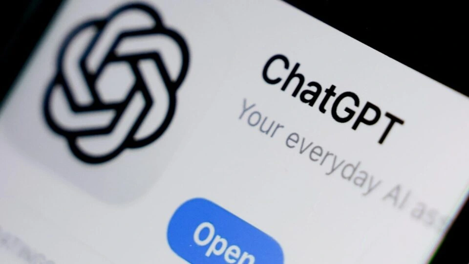 UE prepara proibição de redes sociais e ChatGPT para menores de 15 anos