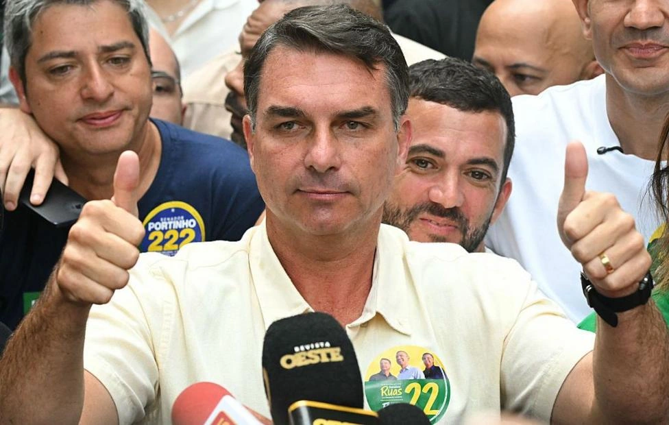 'Desafio de Flávio é ser presidente de direita normal', avalia economista Samuel Pessôa