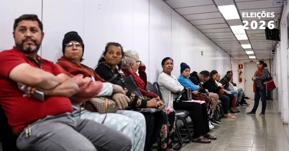 IA vai decidir sua vez na fila do SUS? Propostas de candidatos da esquerda à direita não são simples de implementar