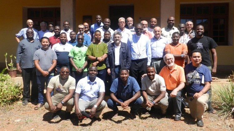 Missionários Combonianos - 80 anos em Moçambique