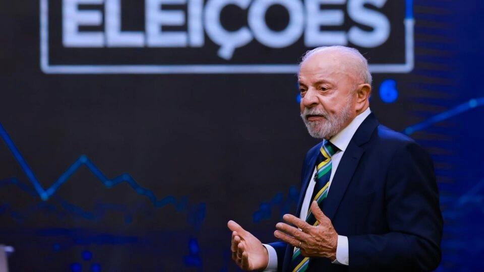 Pacote eleitoral de Lula sob suspeita. PF e Moraes pressionam Flávio