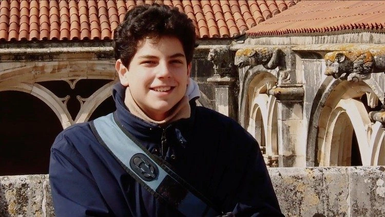 Carlo Acutis em comunidade: filme terá exibições gratuitas em todo o Brasil