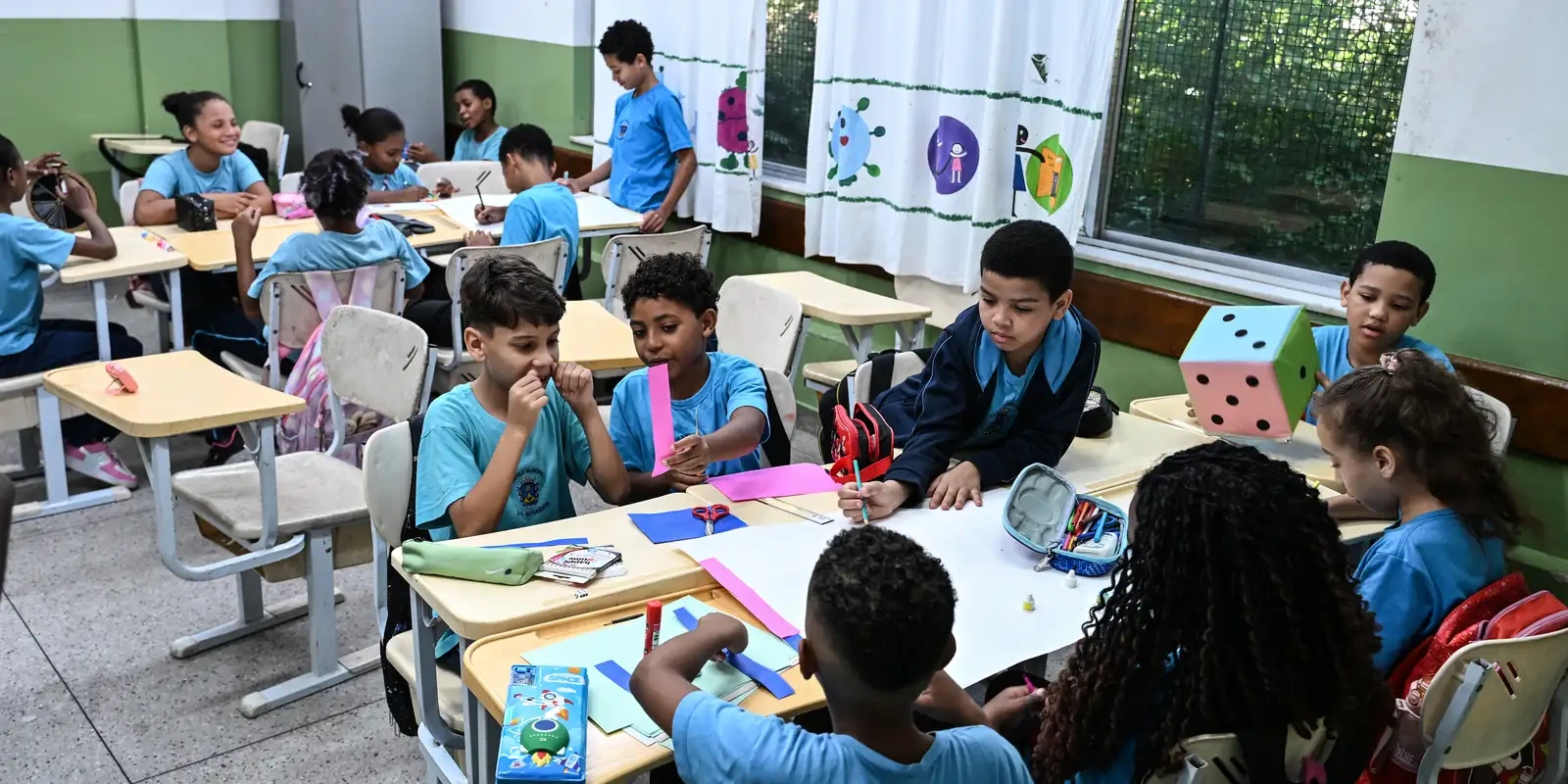 Ensino integral acelera aprendizado de vulneráveis, aponta estudo