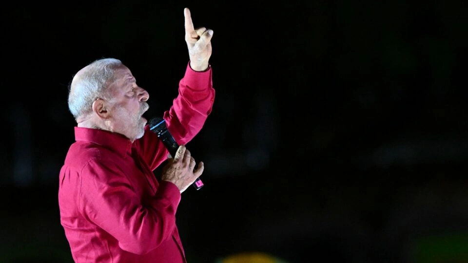 Lula e Janja exploram fake news contra Flávio: “Ninguém vai avacalhar com Nossa Senhora”