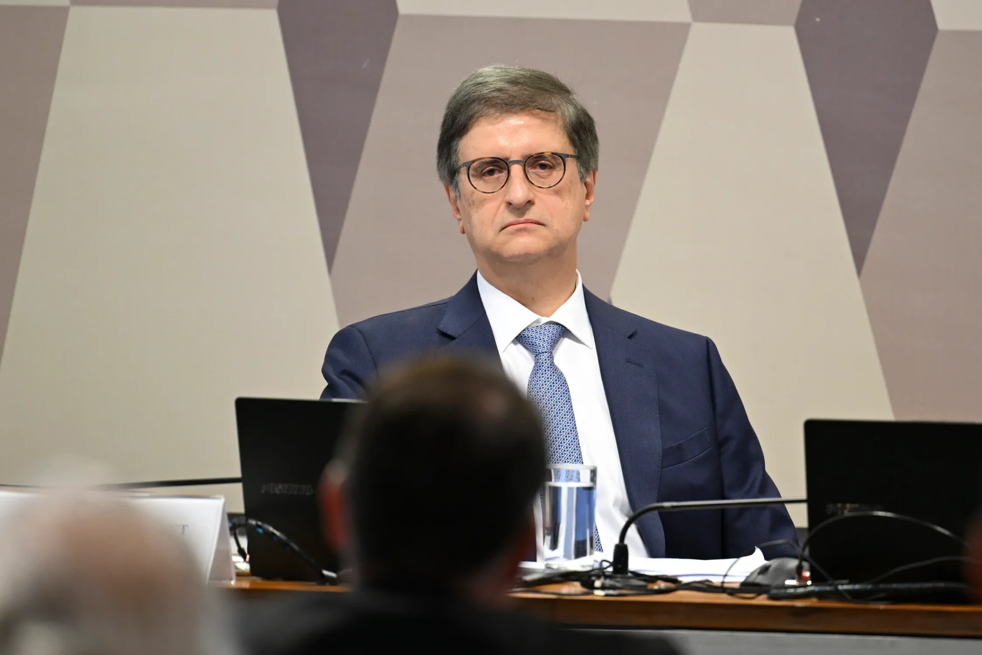 Gonet reitera pedido para que Mendonça libere todo conteúdo de celular de Vorcaro