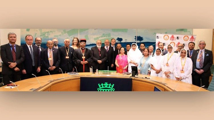 Cardeal Koovakad em Londres: católicos e jainistas juntos pela paz