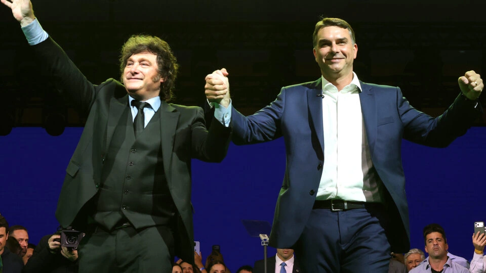 Candidatos brasileiros adotam propostas econômicas de Javier Milei para as eleições