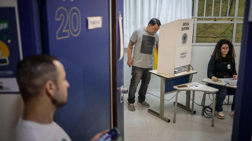 Por que o STF ordenou prorrogar votação por duas horas - e o que dizem os juristas sobre medida