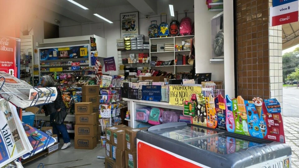 Lojas físicas buscam novas estratégias para sobreviver ao avanço do e-commerce