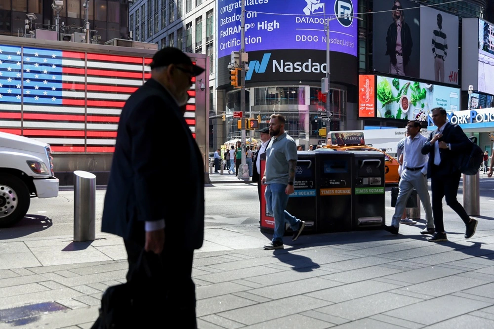 Dow Jones Futuro sobe antes de inflação ao produtor; Oracle testa apetite por IA