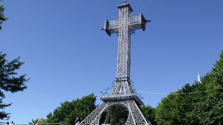 Leão XIV: a restauração da Cruz de Amiata, um convite a olhar para o alto