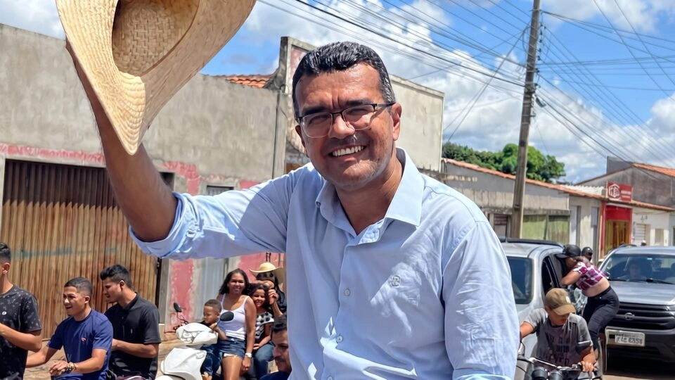 Quem é o senador eleito no Maranhão que promete confrontar Flávio Dino em Brasília