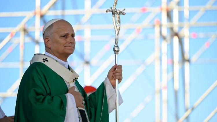 Papa: o mundo oferece lazer que dispersa; descansar é "voltar a si mesmo"