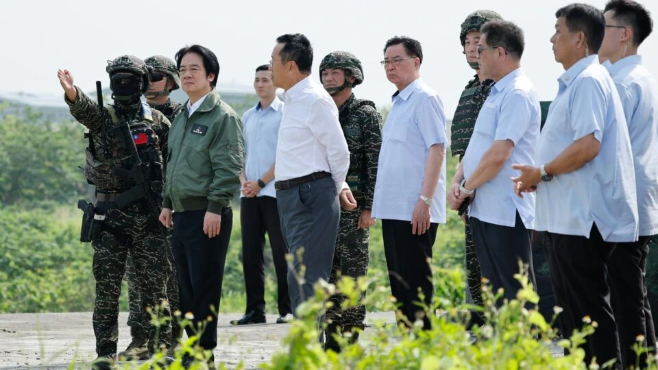 Taiwan prepara força de drones para atacar tropas chinesas em caso de guerra