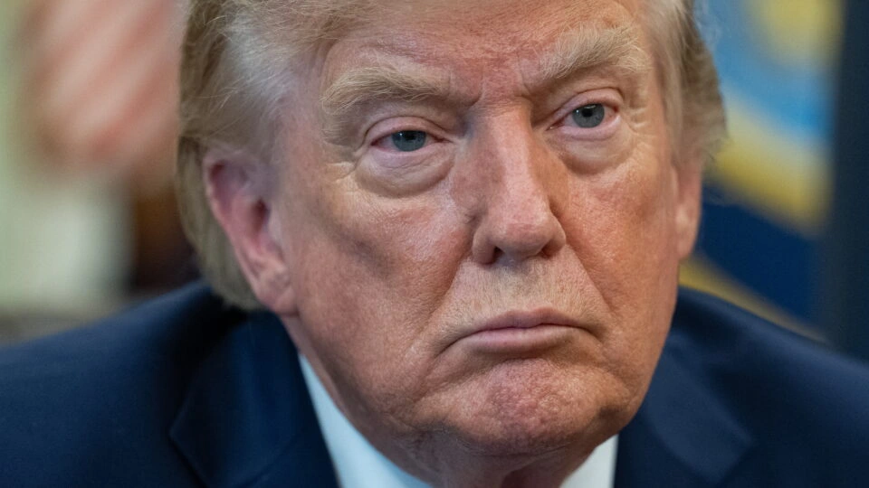 Juíza bloqueia nova tentativa de Trump de restringir cidadania por nascimento