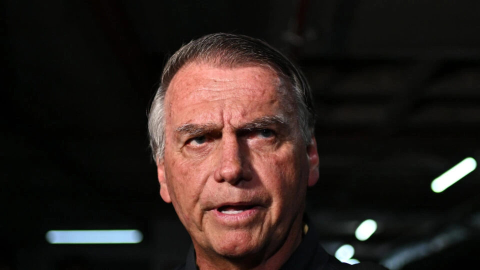 PGR defende envio de armas de Bolsonaro ao Exército para destruição ou doação