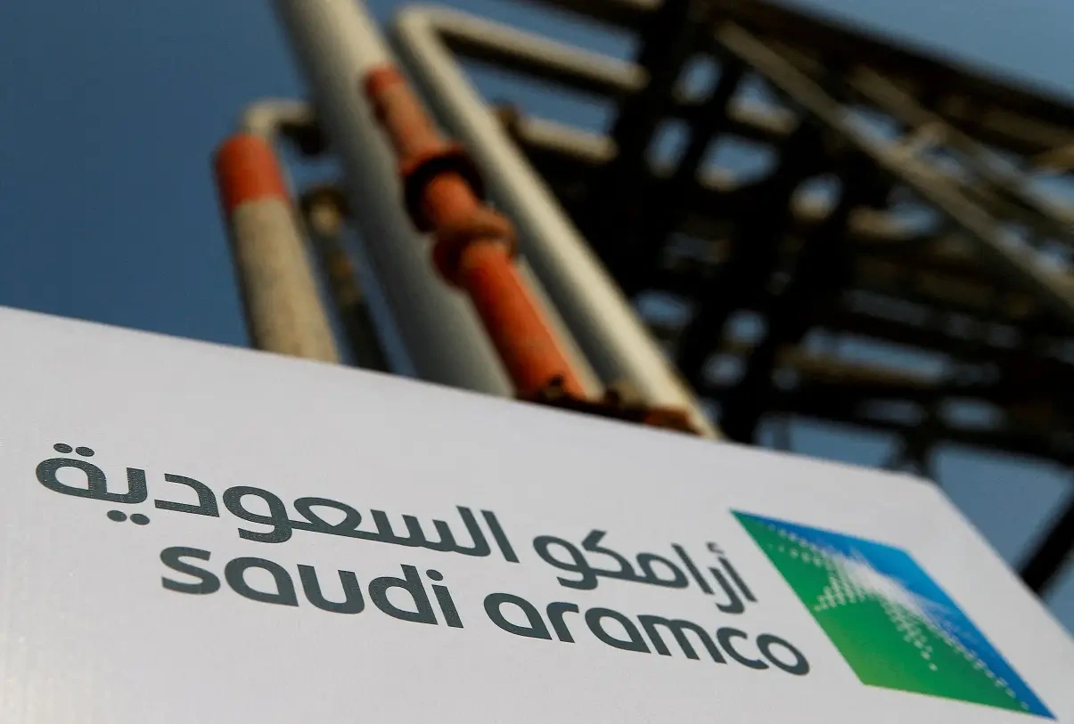 Houthis atacam Saudi Aramco e “alvos sensíveis” na capital da Arábia Saudita
