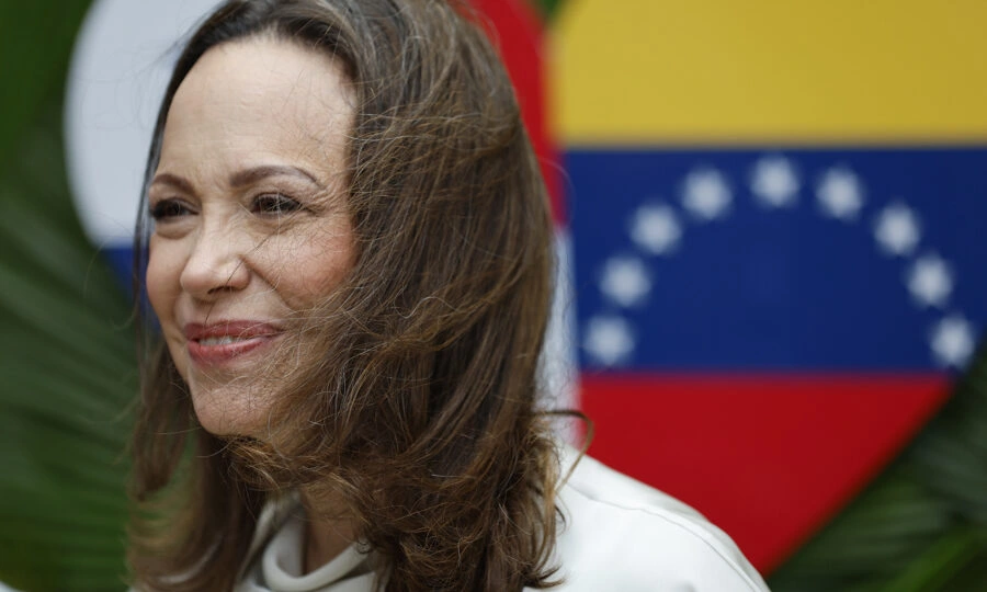 Líder opositora María Corina Machado tentou voltar sete vezes à Venezuela e não conseguiu