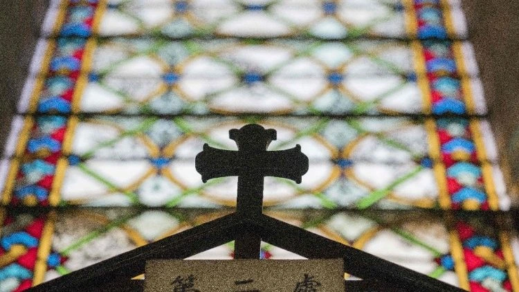 Arcebispo de Chongqing é ordenado na China