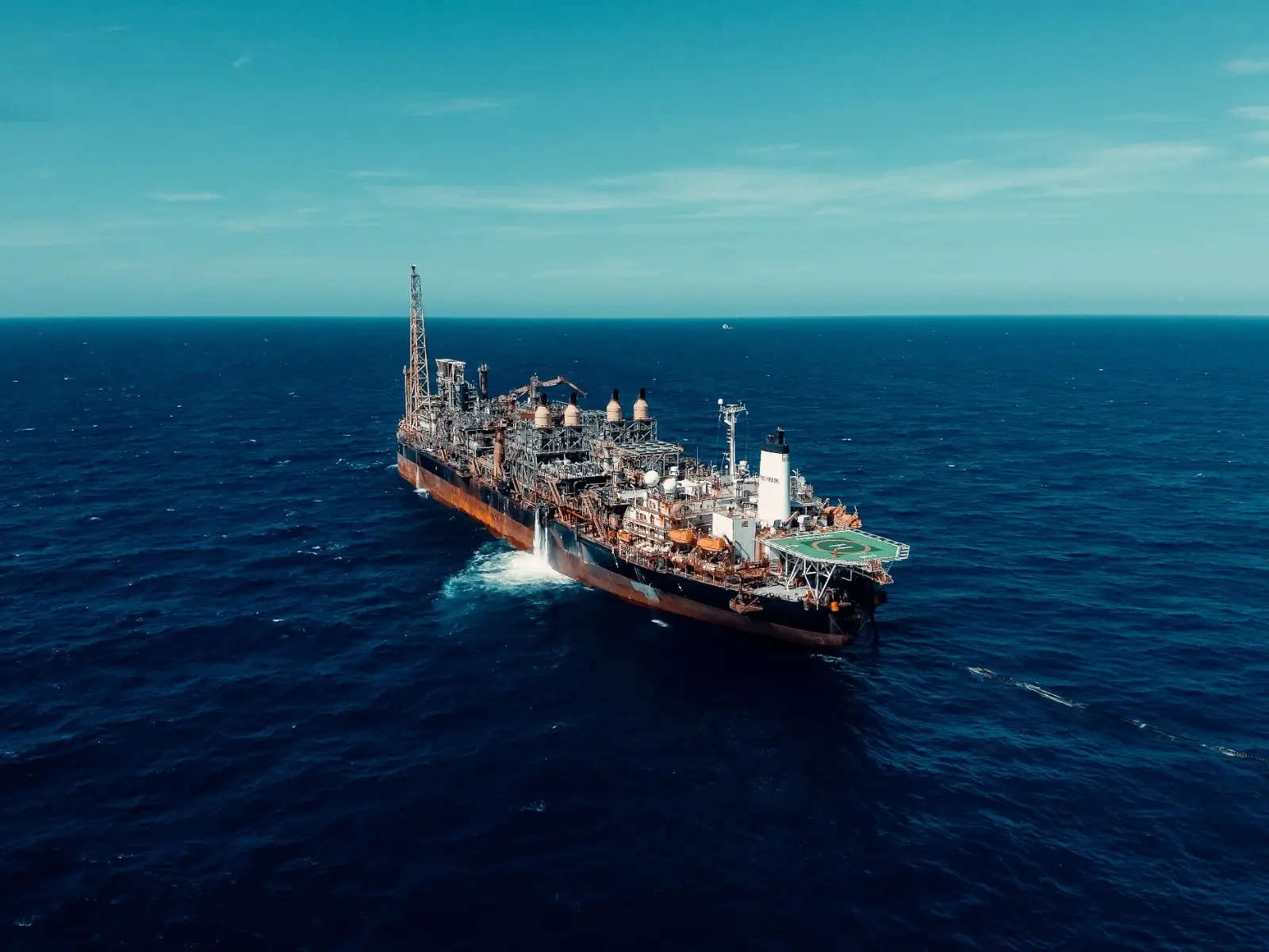 Petrobras ou PRIO? BofA vê duas teses diferentes para surfar o petróleo