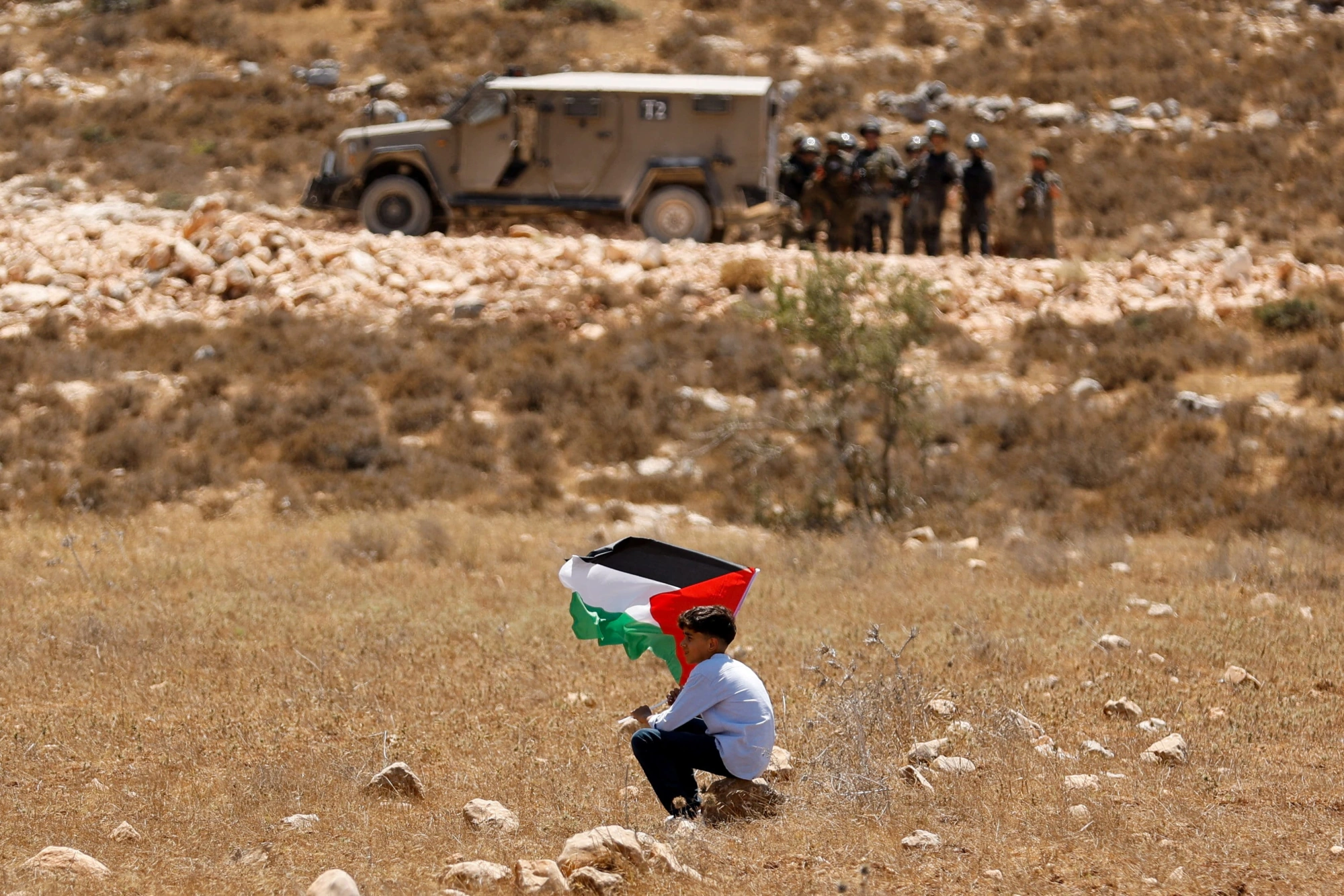 Colonos israelenses realizam novo ataque em Qusra, na Cisjordânia, dizem testemunhas