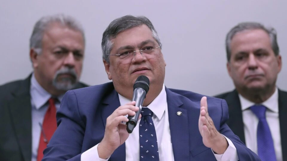 Dino reconhece crise no Judiciário, mas nega que seja “terminal e apocalíptica”