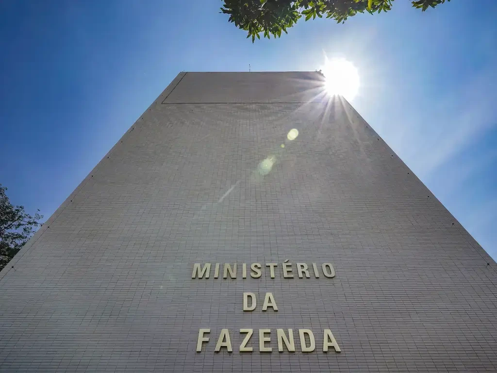 Mercado considera legítimo rever isenção de LCI e LCA, mas teme IOF por decreto